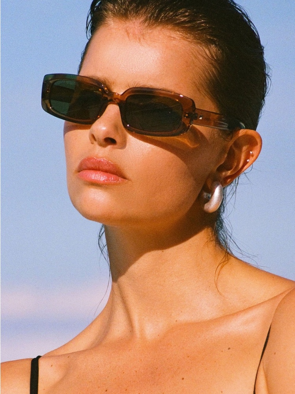🤎 Le Specs🤎  LE SPECS DYNAMITE SUNGLASSES - TOBACCO